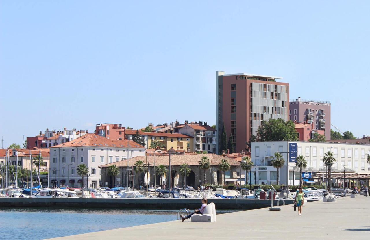Captain'S Cabin Apartment Koper Exterior photo